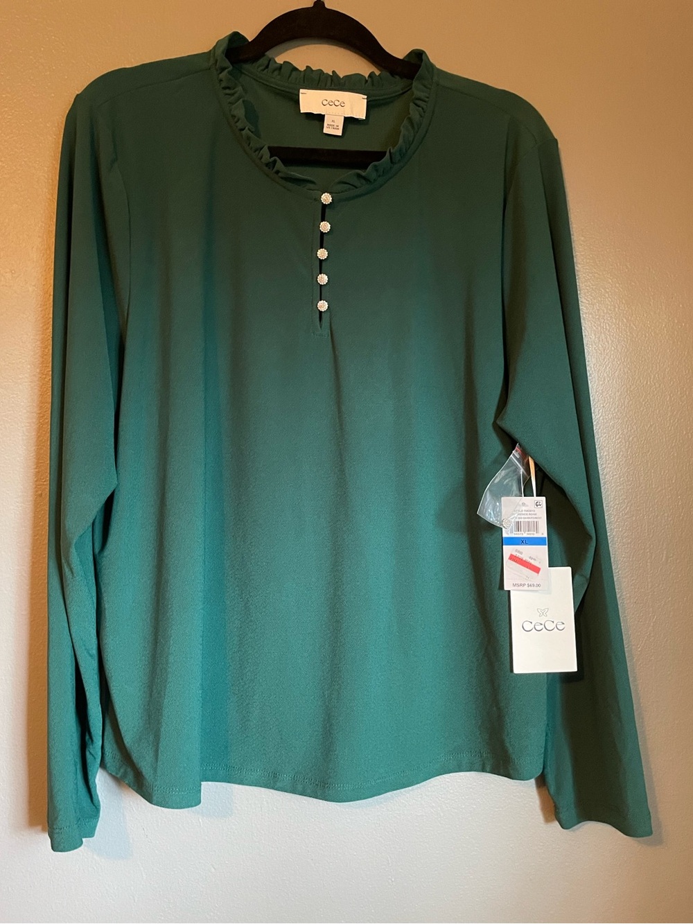 NWT CeCe Sz XL Women’s Long Sleeve Gem Button Ruffle Blouse Top Shirt Ret $69!